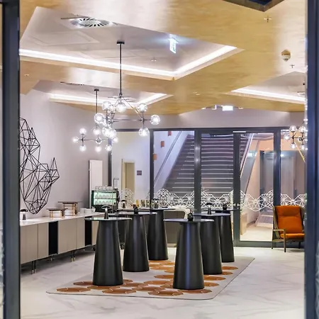 纽伦堡公园广场酒店 酒店 4*