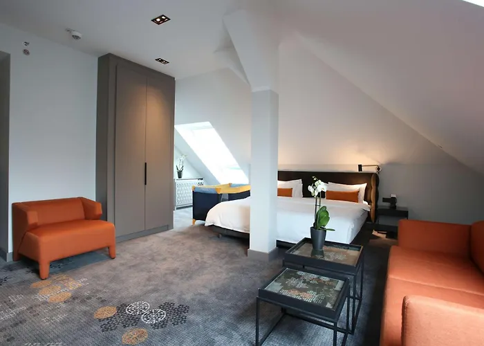 纽伦堡公园广场酒店 4*