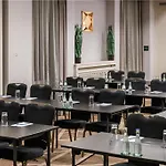 Park Plaza Hotel