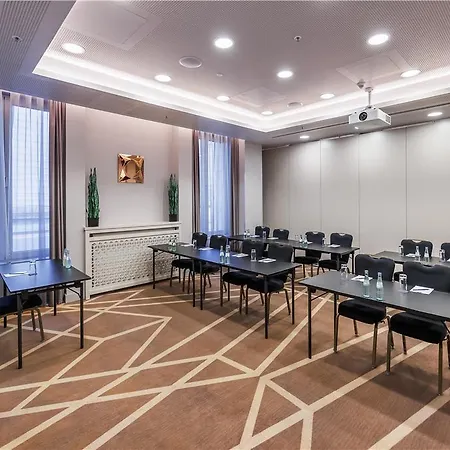 Park Plaza
