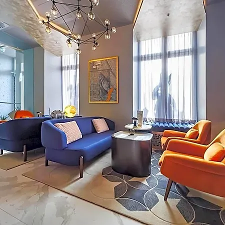 Hotel Park Plaza 4*
