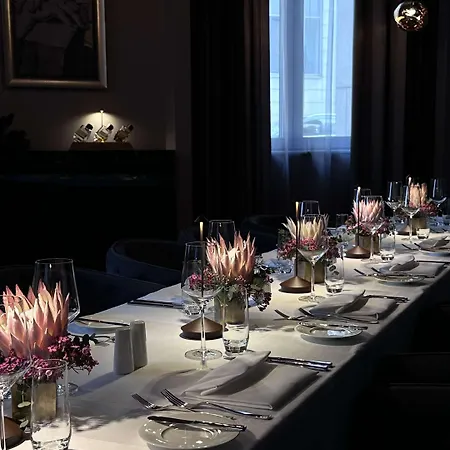 Park Plaza Hotel