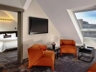 Hotel Park Plaza 4*