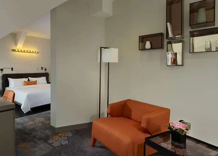 Park Plaza Hotel 4*