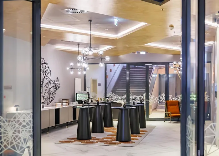 Park Plaza מלון 4*