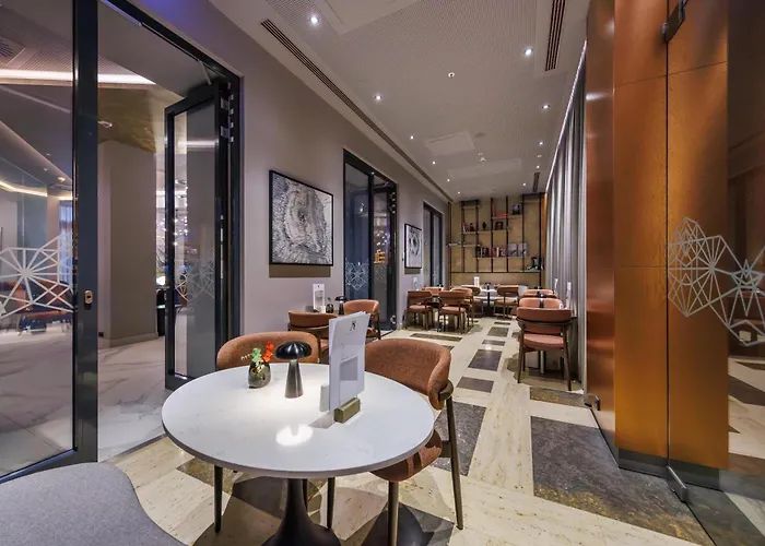 Park Plaza מלון 4*